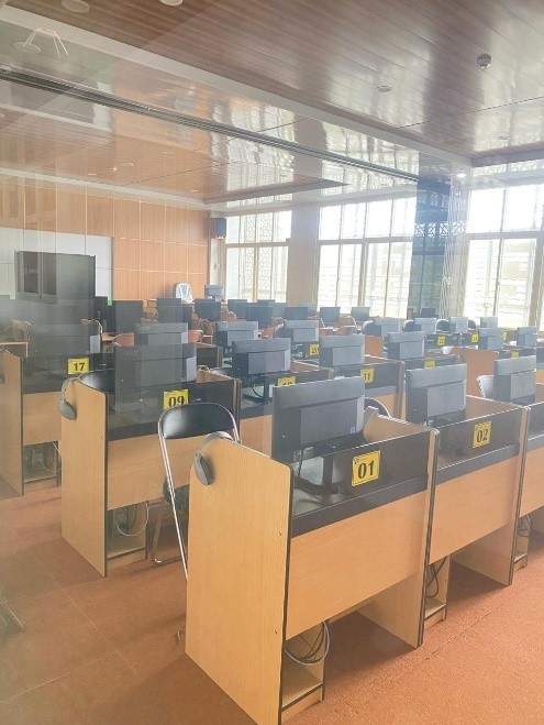 Sarana dan Prasarana Lab Kom 2